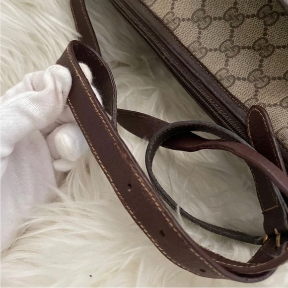 Gucci Beige and Dark Brown Shoulder Bag - Picture 12 of 16
